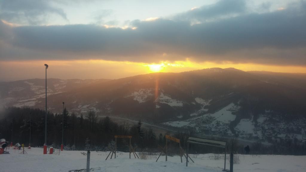 Domek Gloria Nad Jeziorem Zywieckim Buitenkant foto